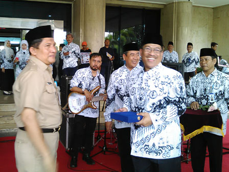Pencarian PGRI Duren Sawit - Persatuan Guru Republik Indonesia Cabang Duren Sawit